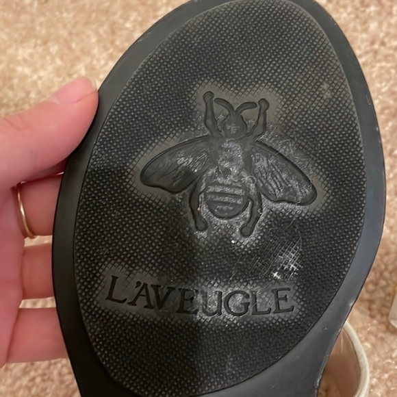 Womens Gucci Leather Thong Sandal with Double G - Picture 9 of 10